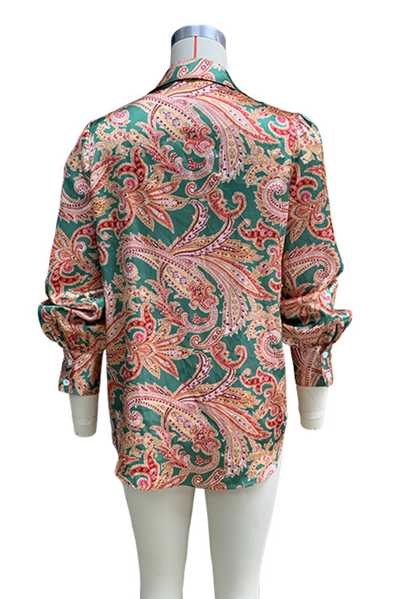 Print Contrast Turndown Collar Blouses