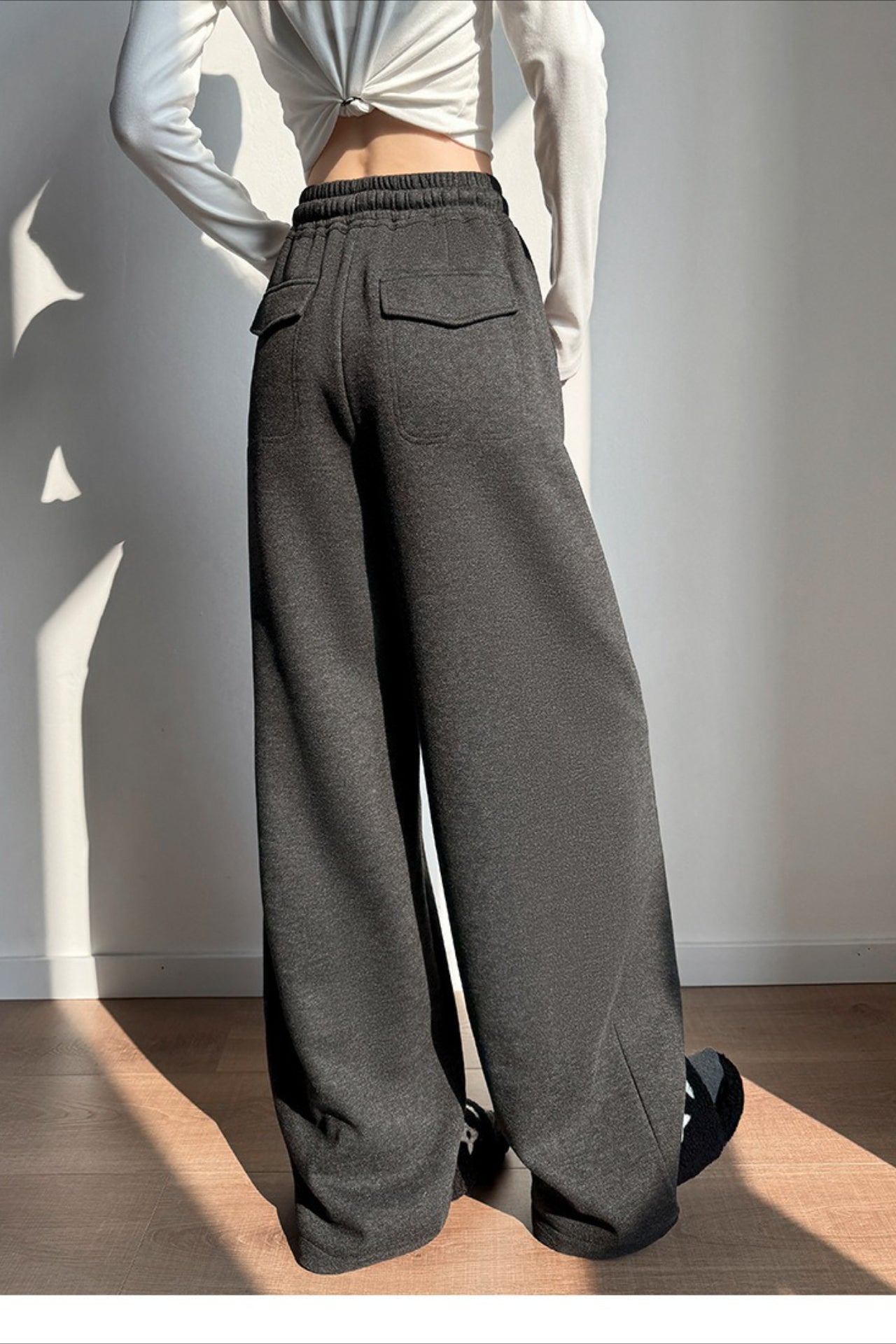 Plush Wool Curved Knit Pants