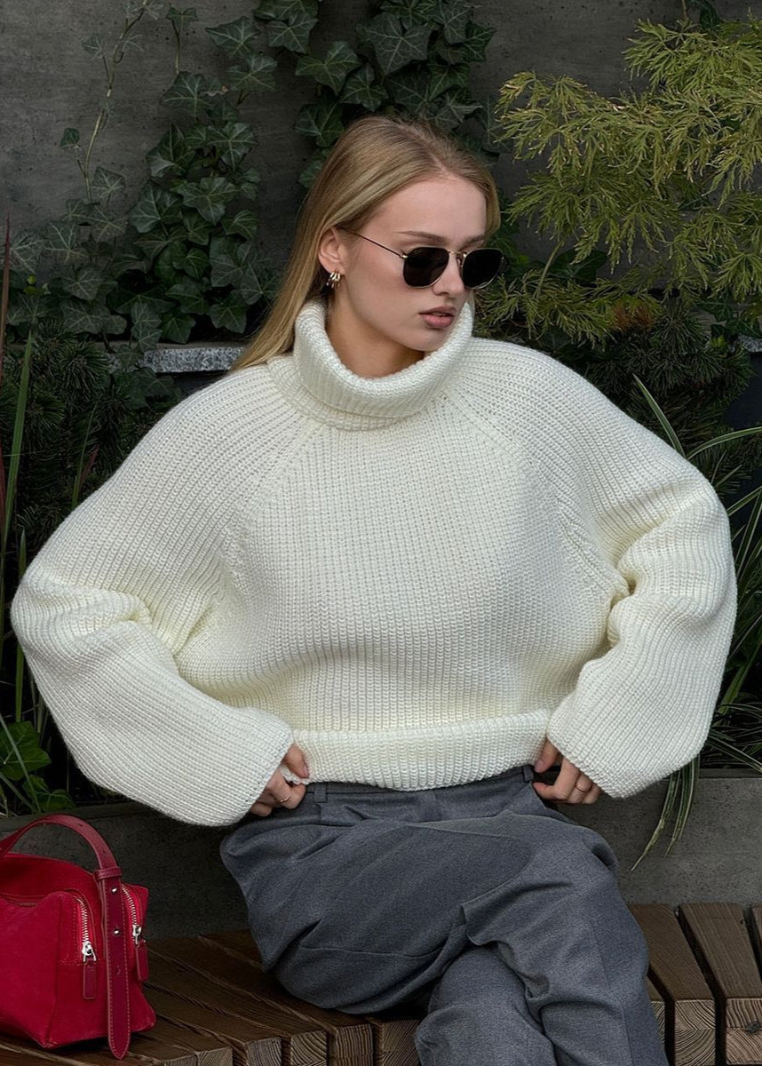 Aria – Oversized Turtleneck Sweater With Open Back