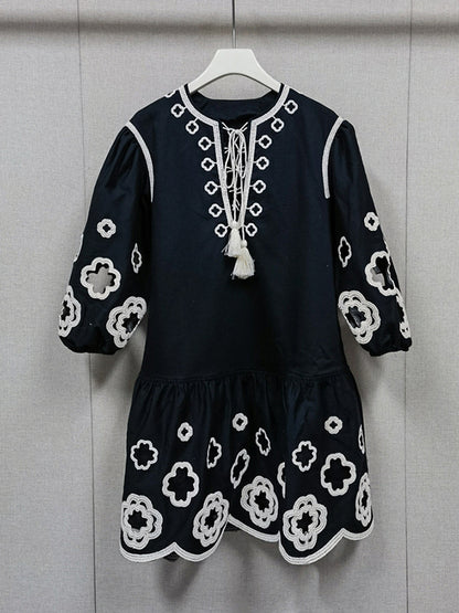 A-line Loose Contrast Color Embroidered Hollow Tied Round-neck Mini Dresses
