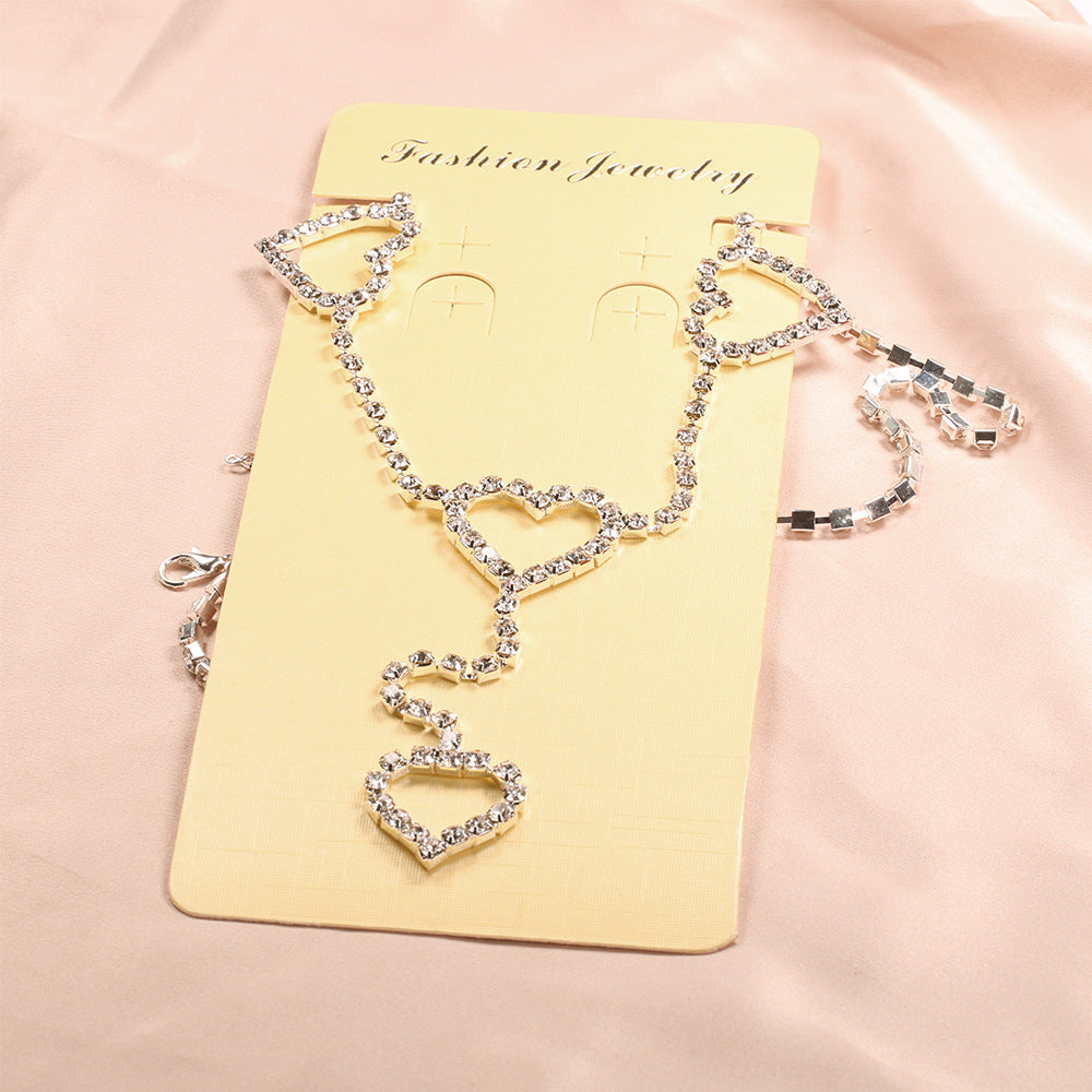 Classic Chain with Timeless Appeal