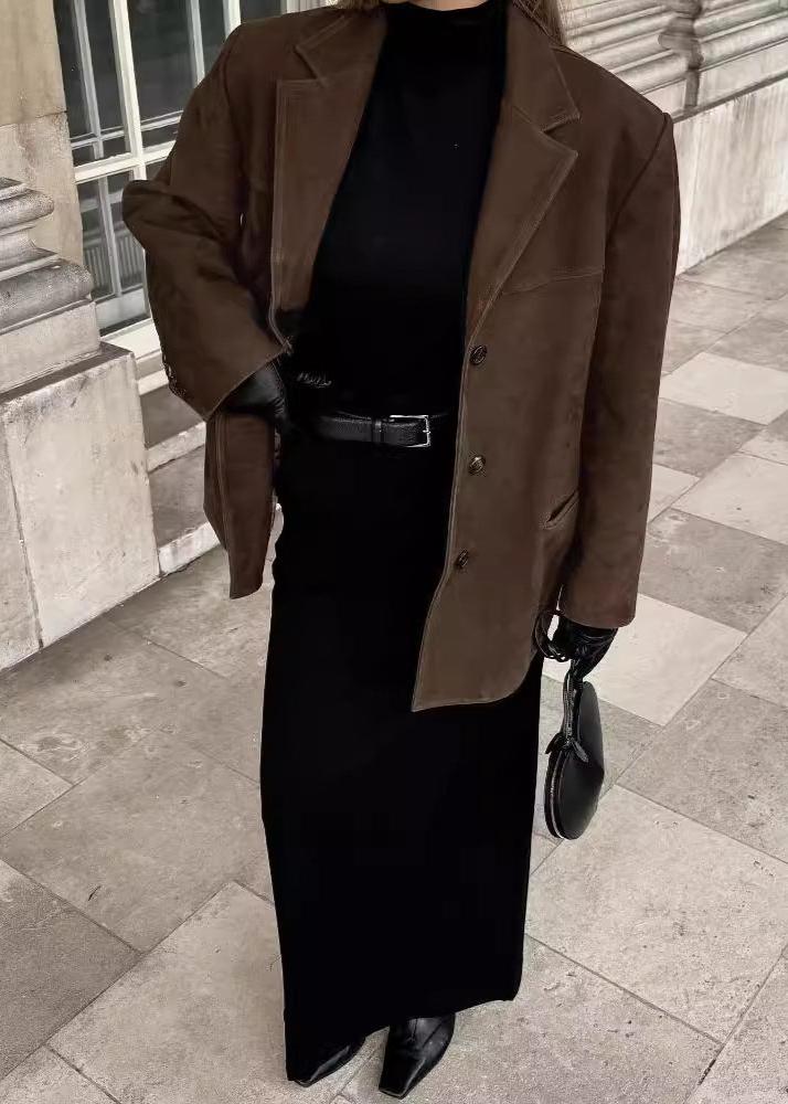 Retro Turn-down Collar Coat - Statement Piece