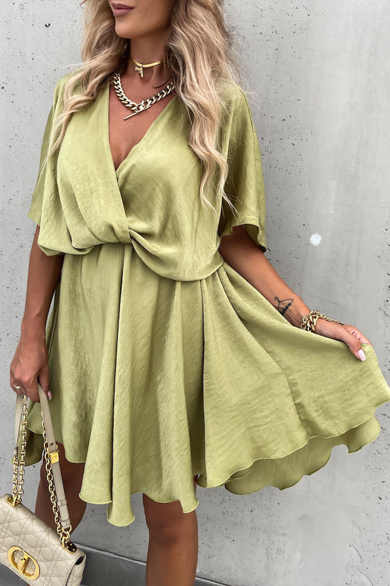 V Neck Cake Skirt Dresses