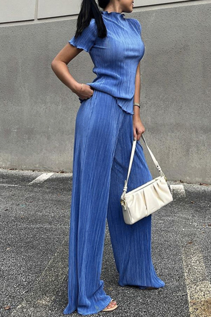 Fold Half a Turtleneck Short Sleeve Two Pieces