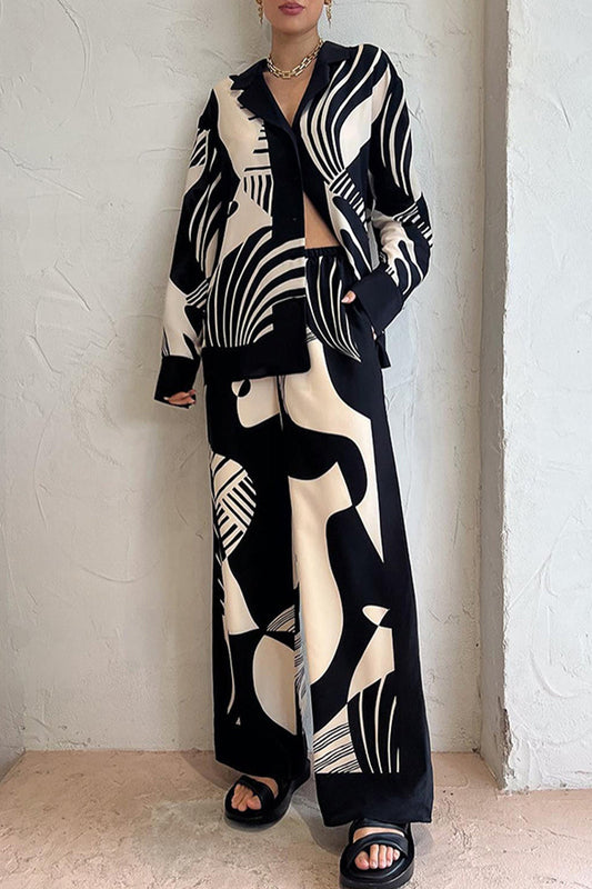 Geometric Print Pocket Turndown Collar Two Pieces