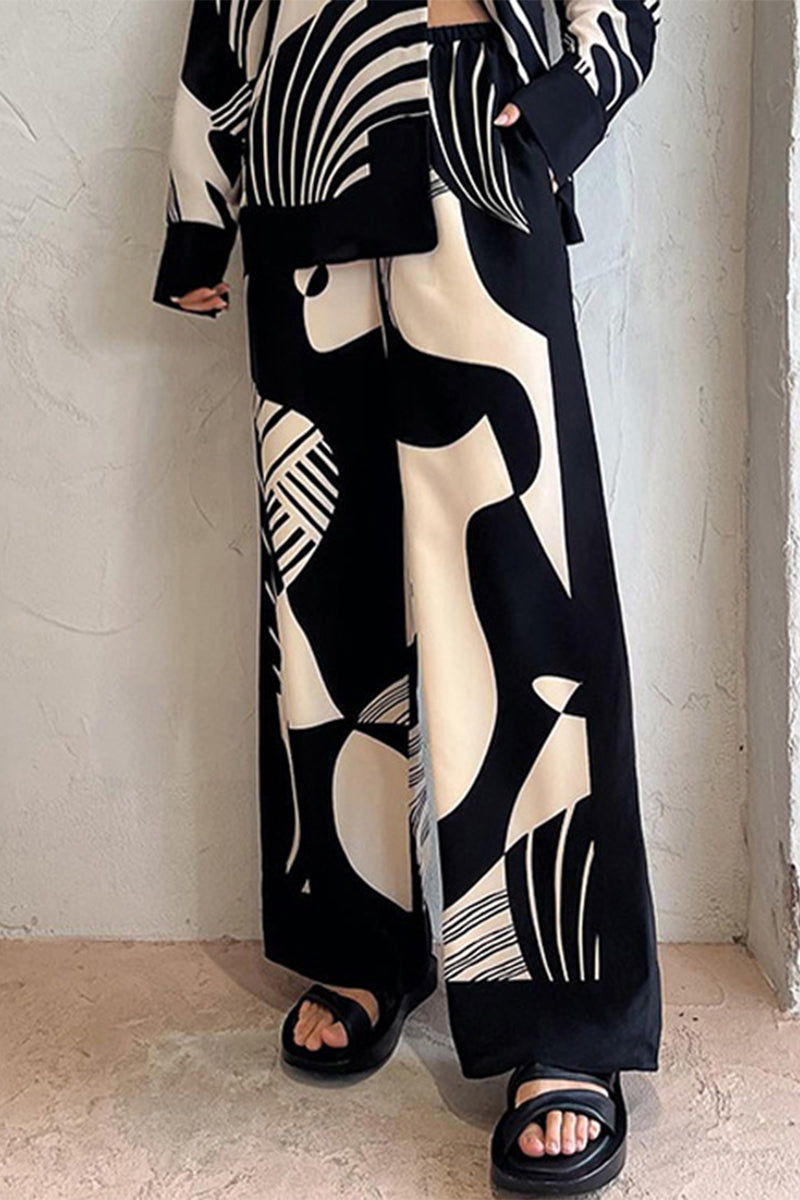 Geometric Print Pocket Turndown Collar Two Pieces
