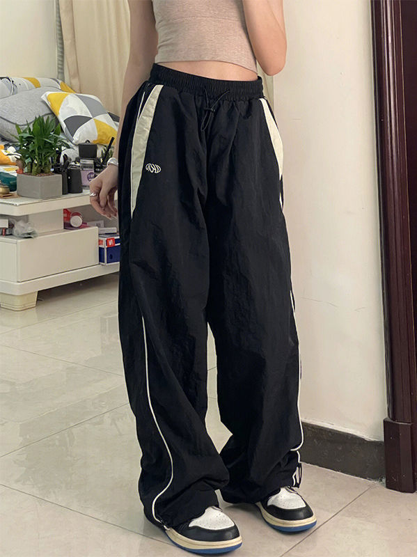 Black Baggy Oldschool Sweatpants With Contrast Piping Detail