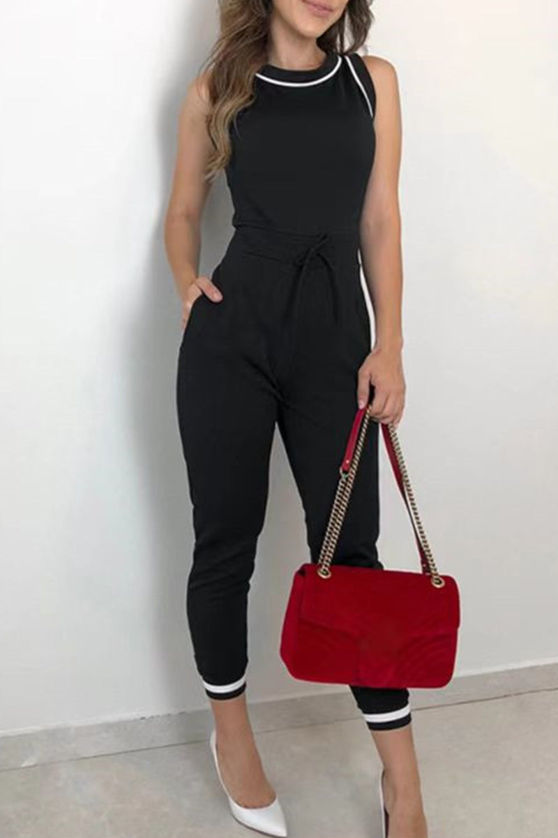 Striped Contrast O Neck Regular Jumpsuits
