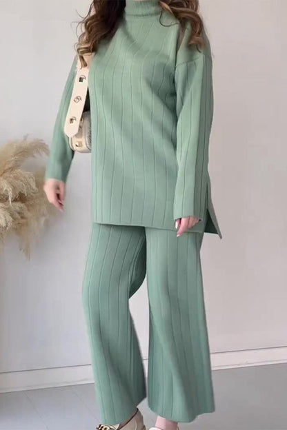 Slit O Neck Three Quarter Two Pieces