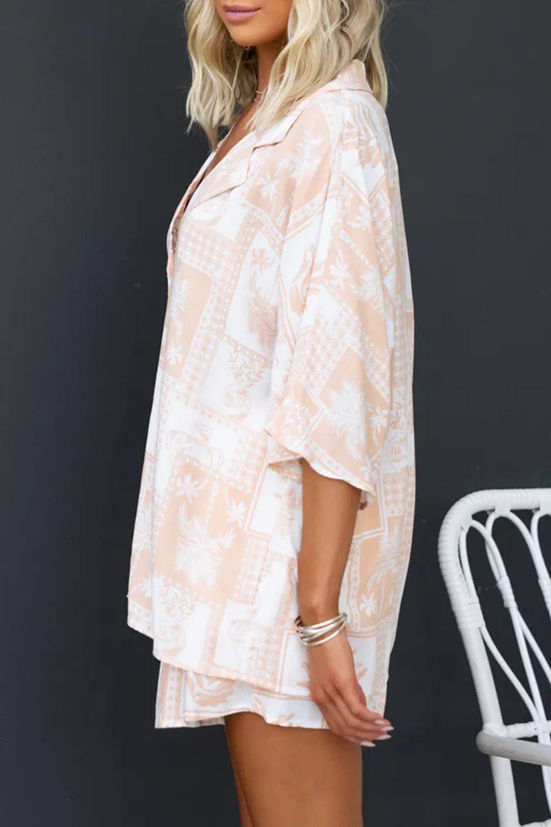 Vacation Geometric Print Buttons Contrast Turndown Collar Half Sleeve Two Pieces