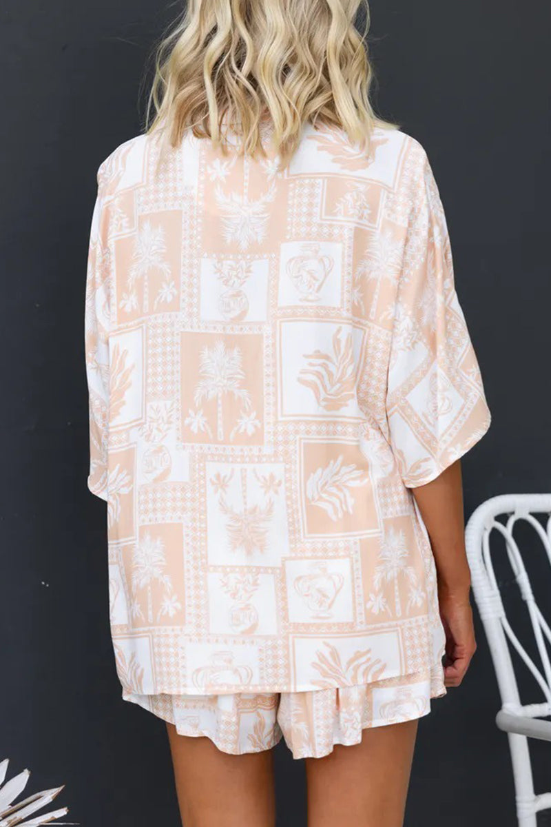 Vacation Geometric Print Buttons Contrast Turndown Collar Half Sleeve Two Pieces