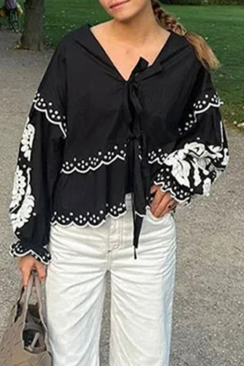 Color Hollow Out Lace Up Patchwork V Neck Blouses(3 Colors)