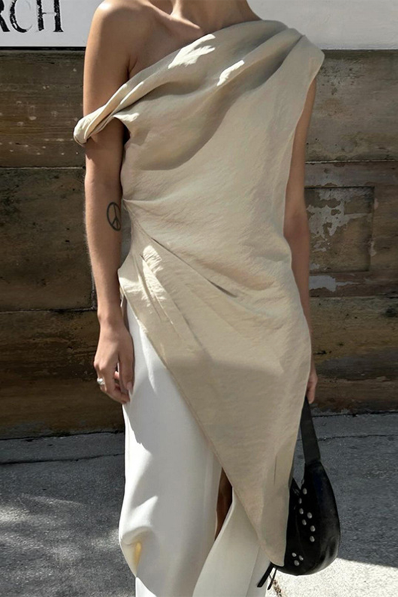 Irregular Sloping Shoulder T-shirts