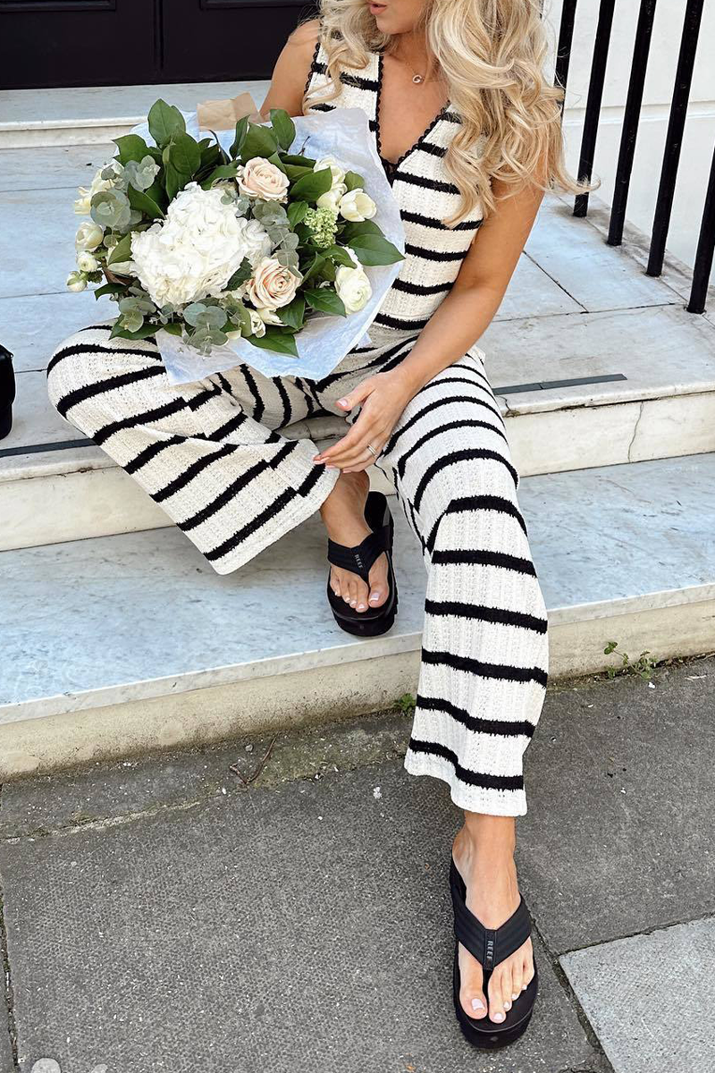 Street Stripe Lace Up Knit Contrast V Neck Sleeveless Two Pieces