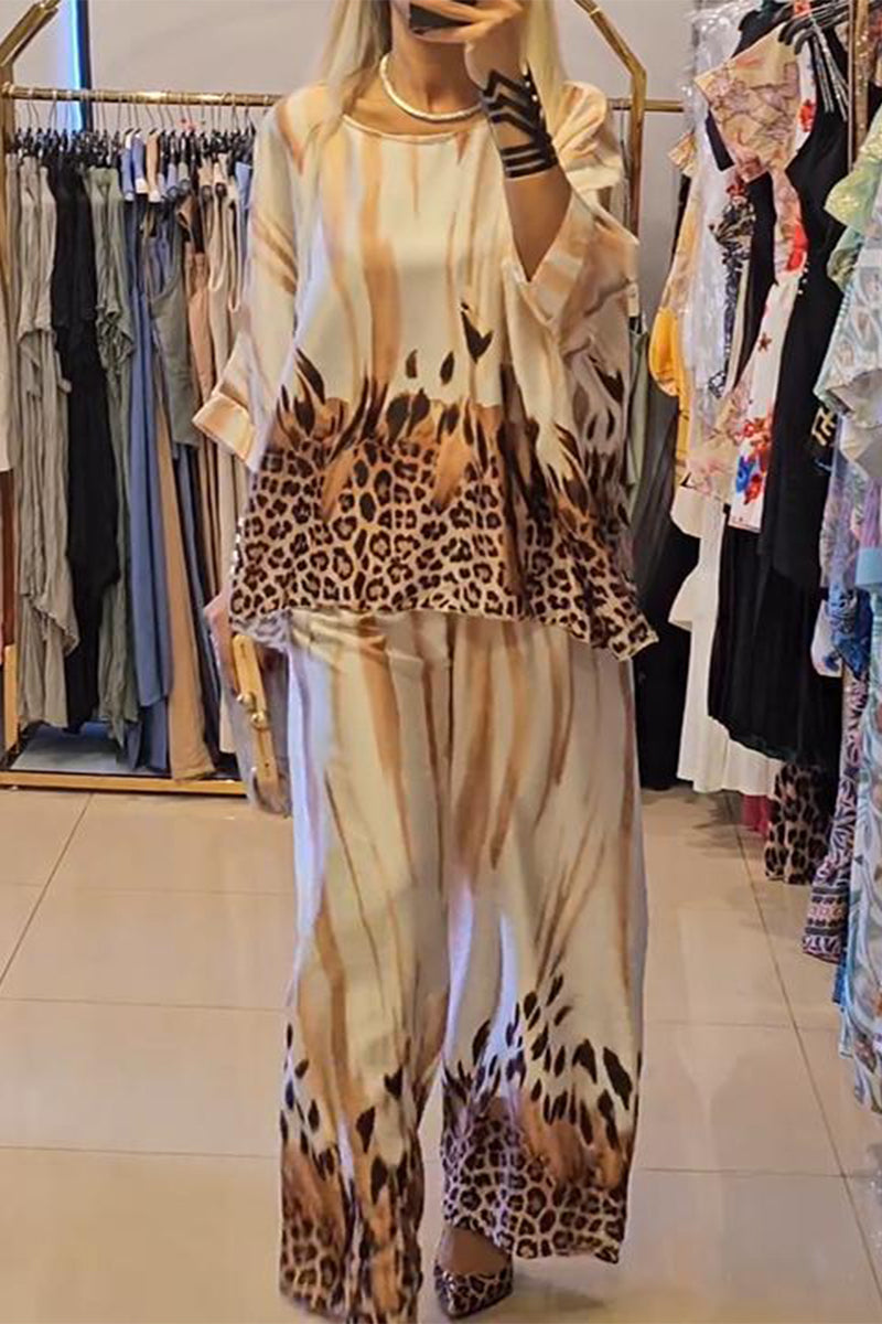 Daily Leopard Print Contrast O Neck Three Quarter Two Pieces