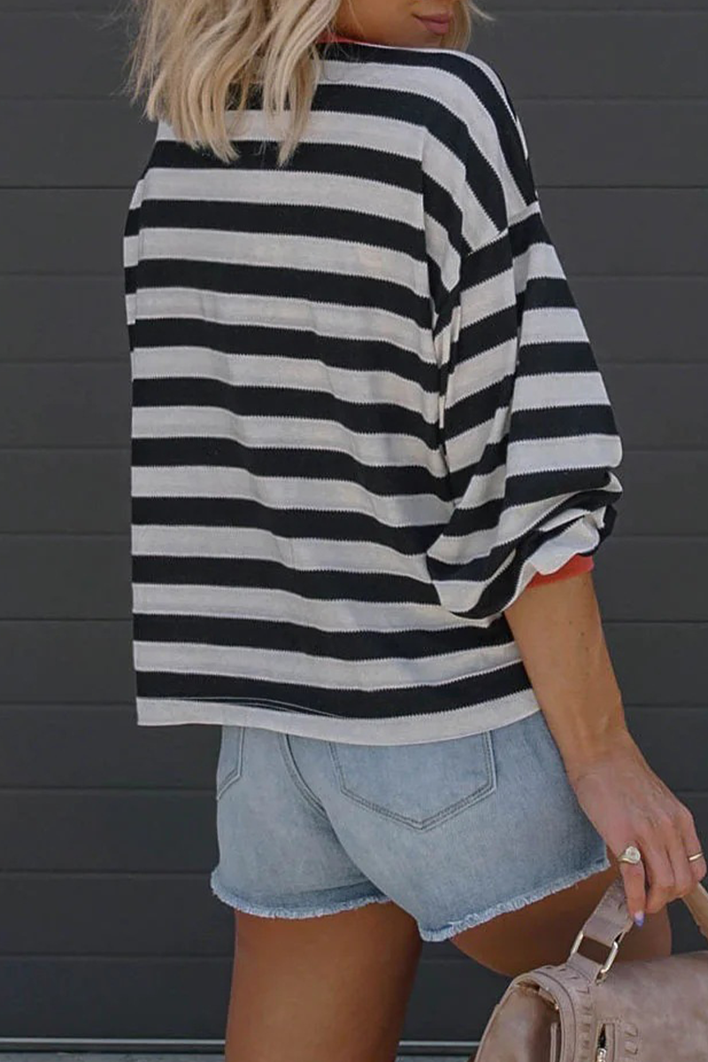 Letters Patchwork Contrast O Neck T-shirts