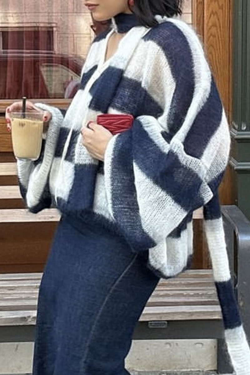 Stripe Buttons Weave Contrast V Neck Cardigans(4 Colors)
