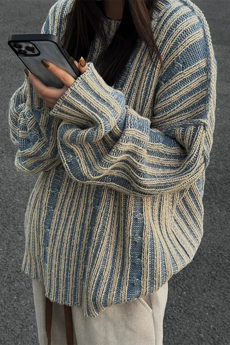 Stripe Weave Contrast Potholes O Neck Sweaters