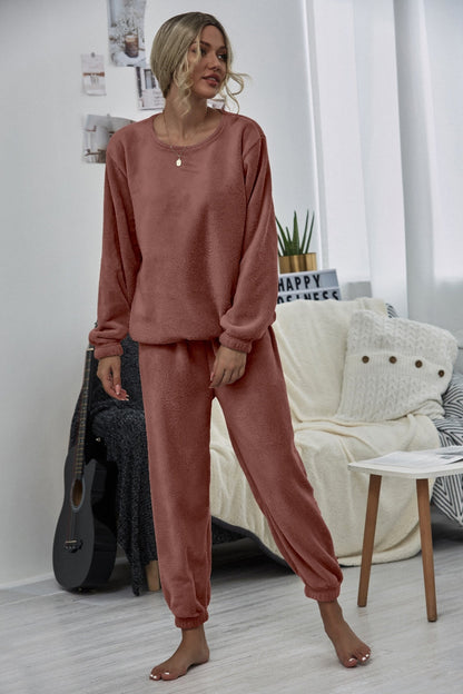 | Brick Crewneck Sweatshirt & Joggers