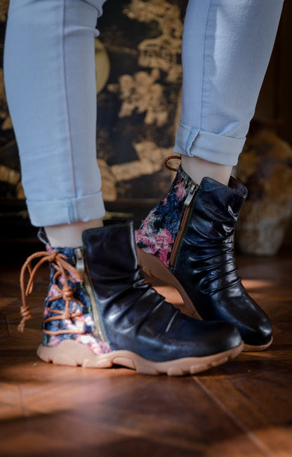 Soffia | Ruched Black Leather Combat Boot