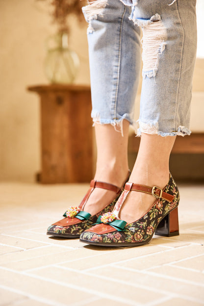 Soffia | Reese Sprinkle Applique T-strap Pump