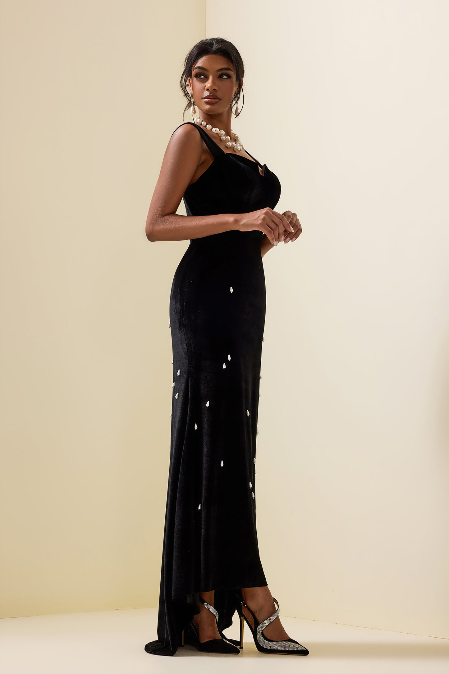 Velvet Faux Pearl Sweetheart Neck Maxi Dress