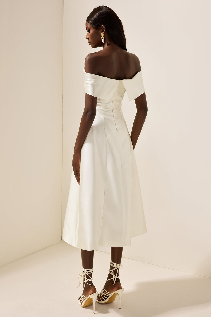 Knotted Pleat Midi Dress