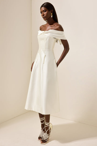 Knotted Pleat Midi Dress