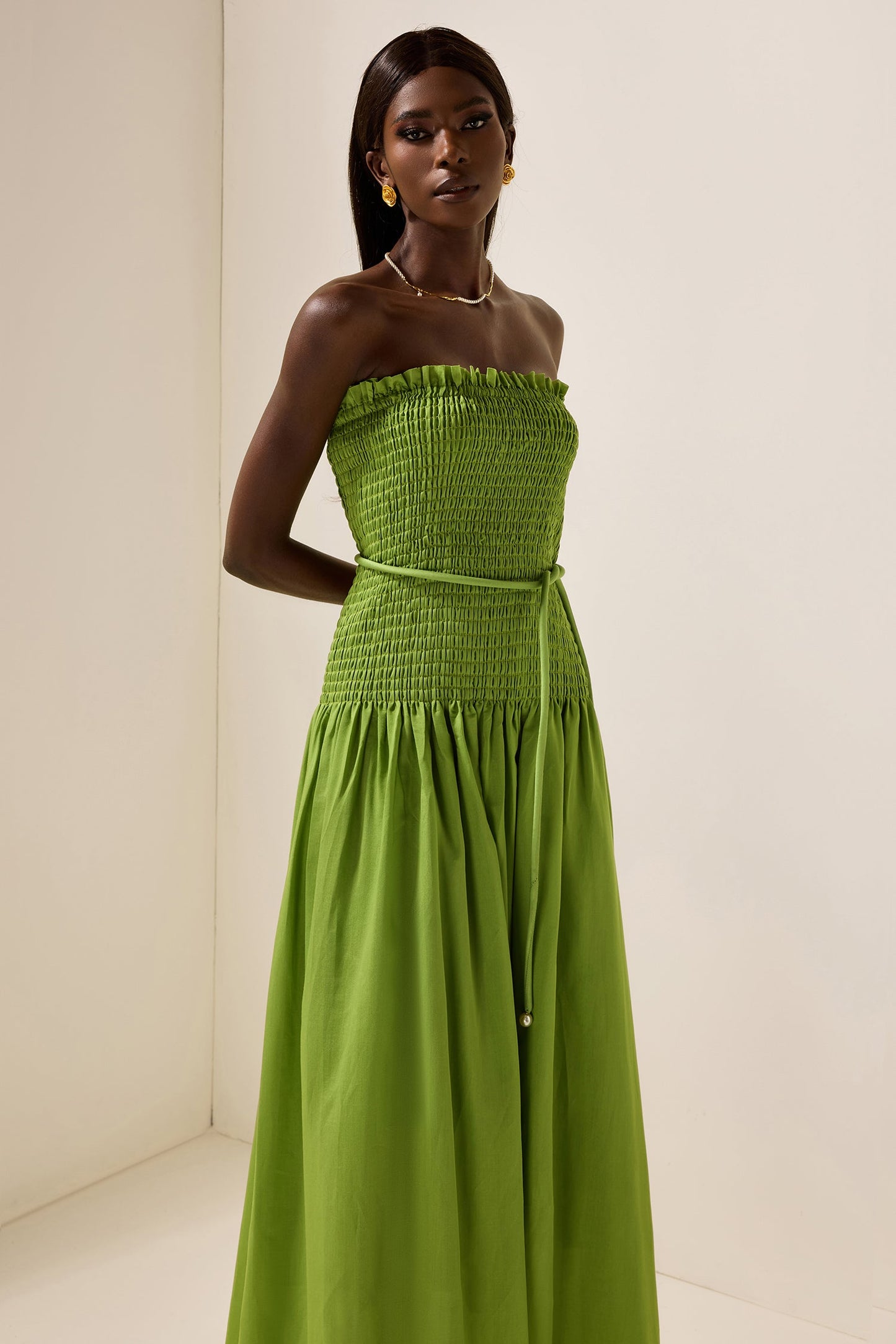 Smocking Sleeveless Midi Dress