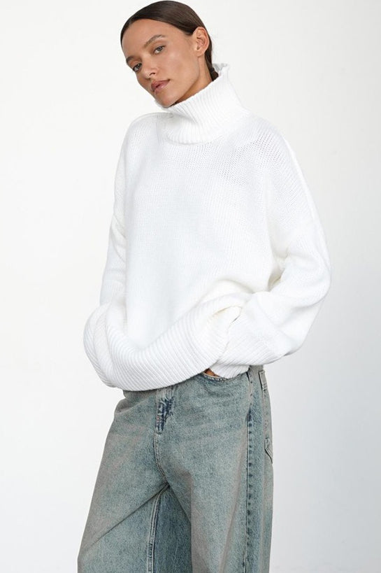 Color Turtleneck Knit Sweater
