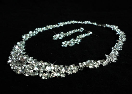 Stunning Necklace for Daily Wear