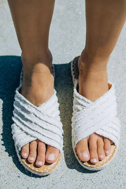 Flat Straw Cross-over Fisherman Shoes