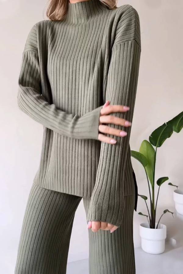 Slit Two-piece Set