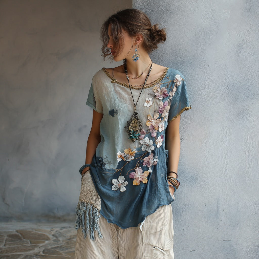 Women's Vintage Cherry Blossom Pattern Crew Neck T-shirt elevenforest