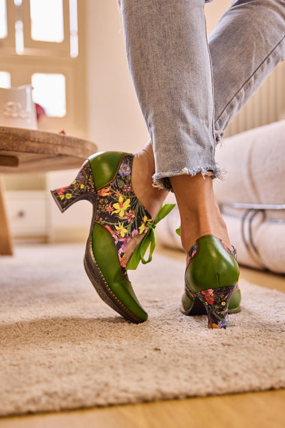 Soffia | Romance Novel Leather Pump