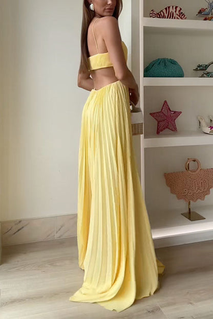 Spaghetti Strap Back Cut Out Pleated Maxi Dress
