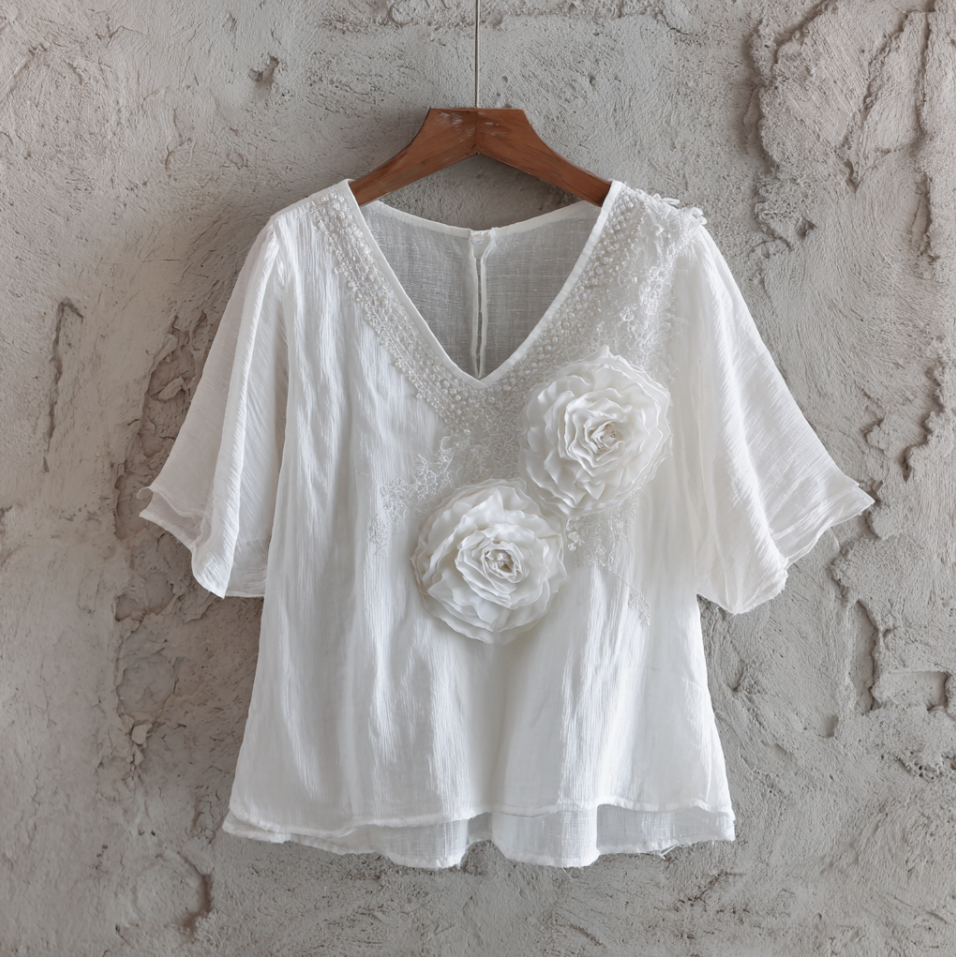 Bohemian Style Woman's V-neck White Rose Short-sleeved Shirt elevenforest