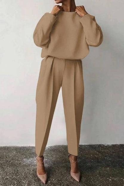 Color Round Neck Pencil Pants Suit