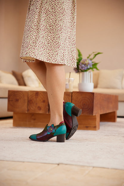 Soffia | Dixon Daisy Applique Leather Pump