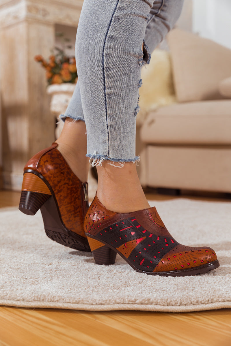Soffia | Perforated Brown Leather Pump