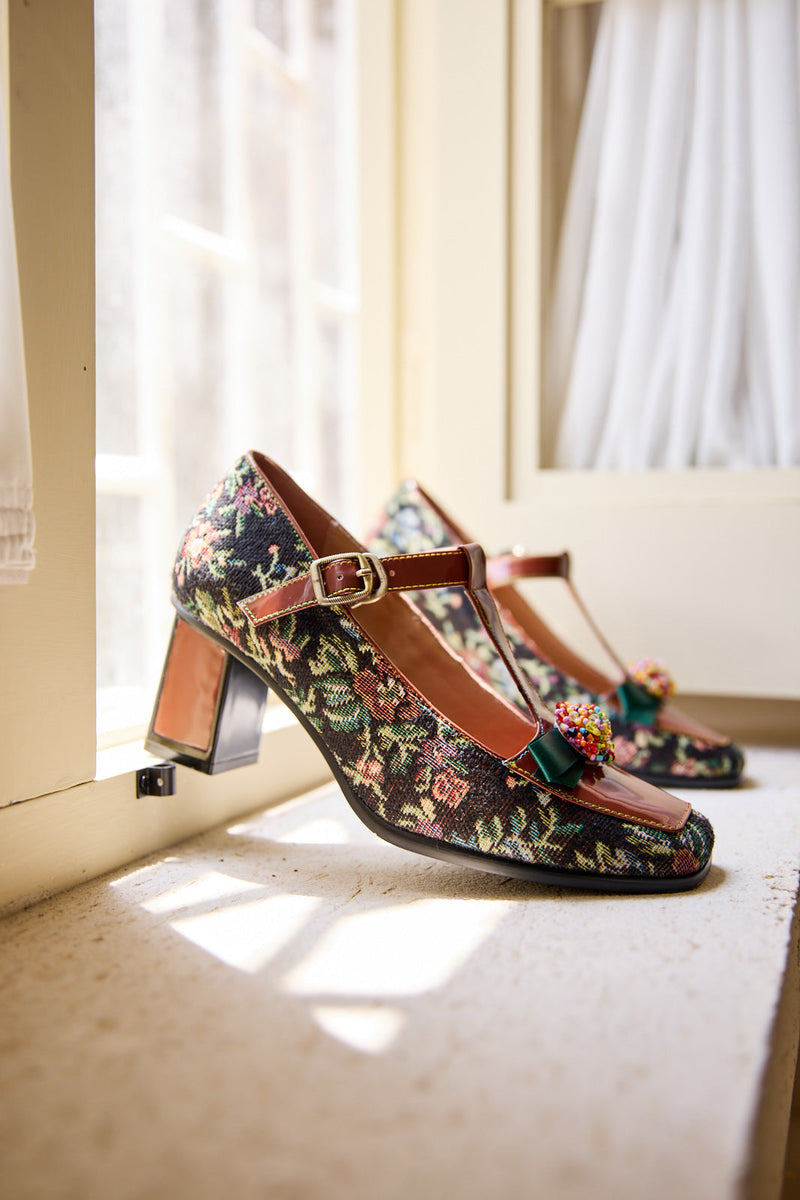 Soffia | Reese Sprinkle Applique T-strap Pump