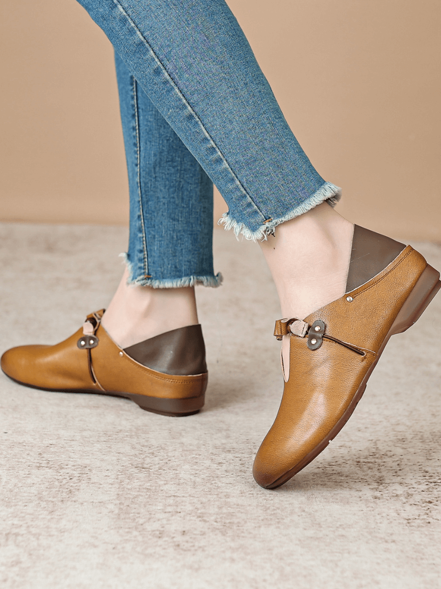 Rumour Has It| Cross Ruffle Strap Leather Sandal