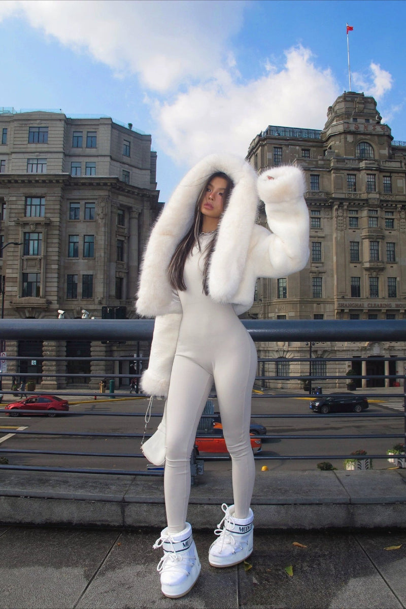 Color Plush Warm Short Hooded Coat