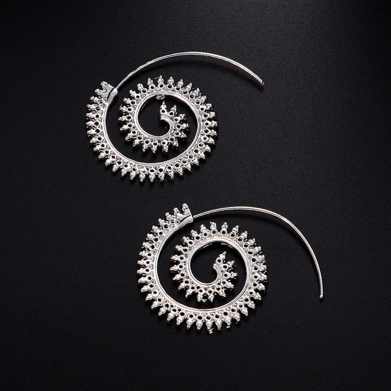 Romantic Gold Earring for Special Moments