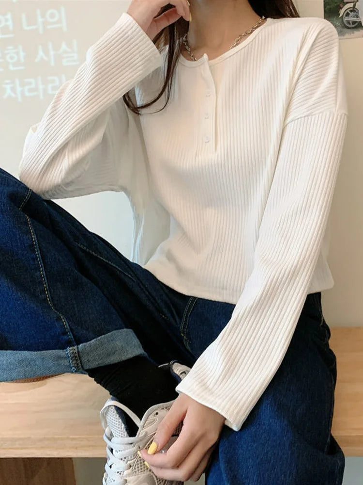 Long Sleeve T-shirts Simple Pure Button Design Retro Ins Autumn Tees Top All-match Bf Style Mujer Clothes