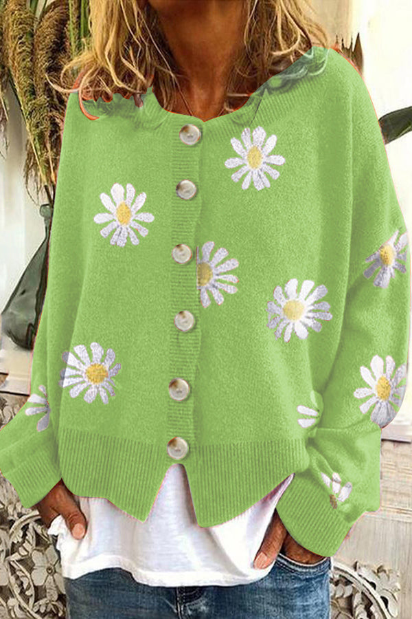 Round Neck Embroidery Knitted Sweater Cardigan