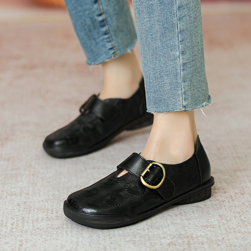 Retro Leather Bickled Flat Shoes