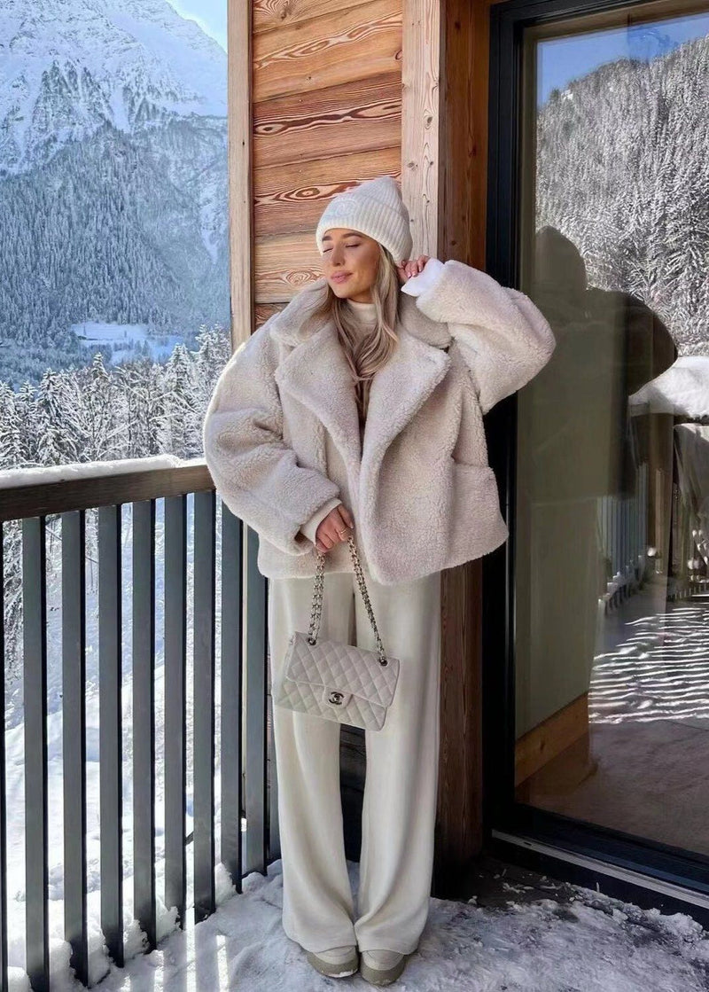 Aurora Plush Sherpa Coat – Soft Oversized Winter Jacket