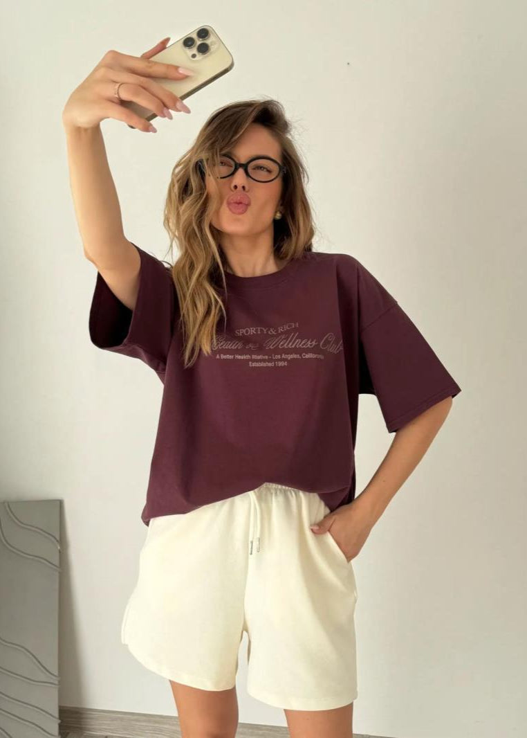 Bordeaux Script Tee – Oversized Cotton T-shirt With Print