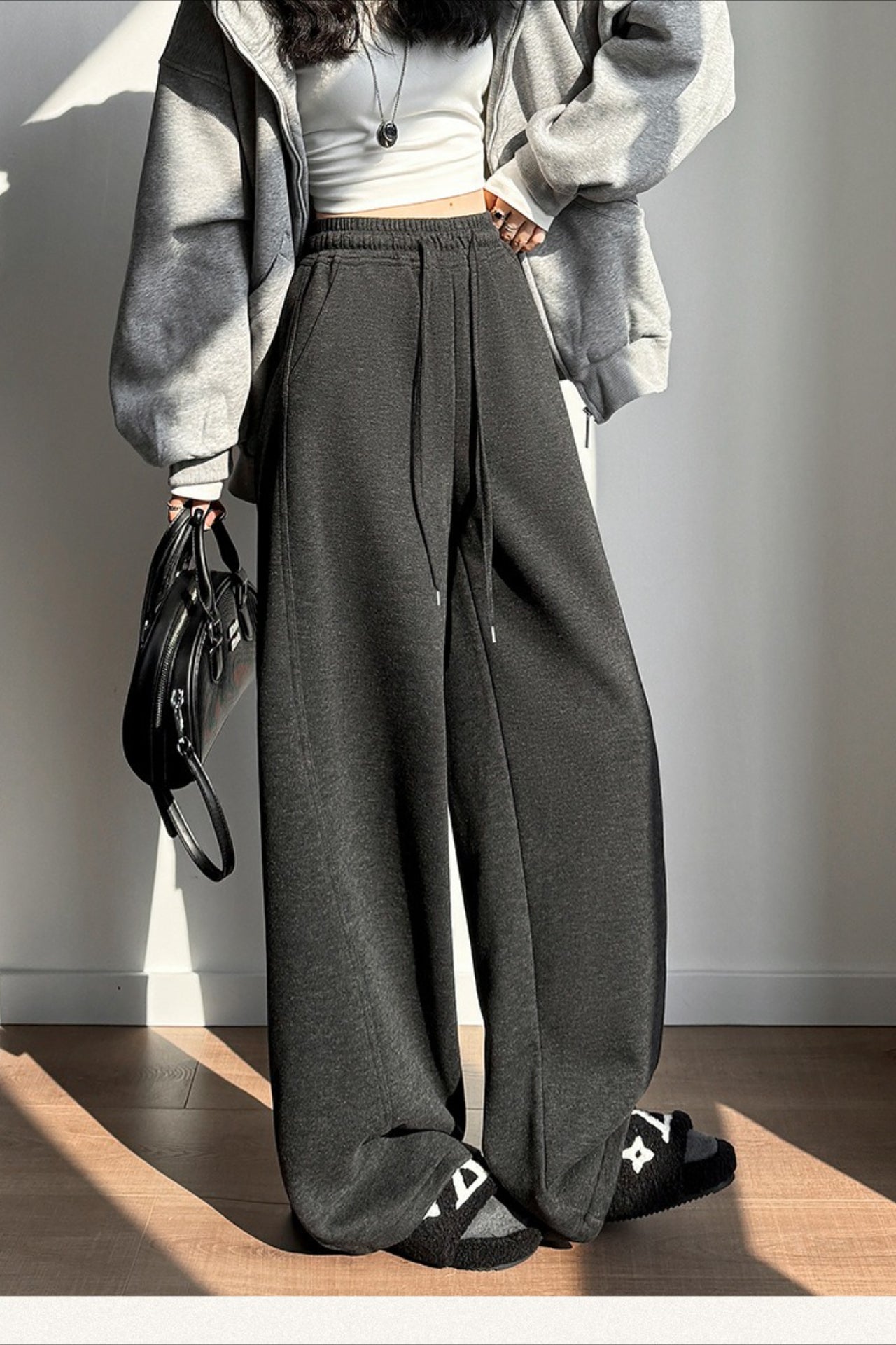Plush Wool Curved Knit Pants